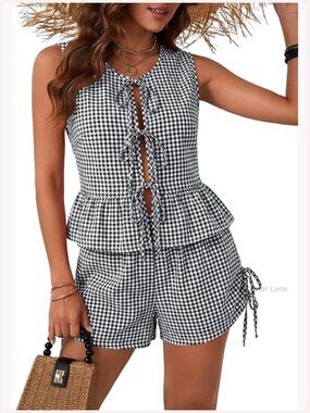 Women's Sleeveless Blouse and Shorts Set - Cotton Blend
